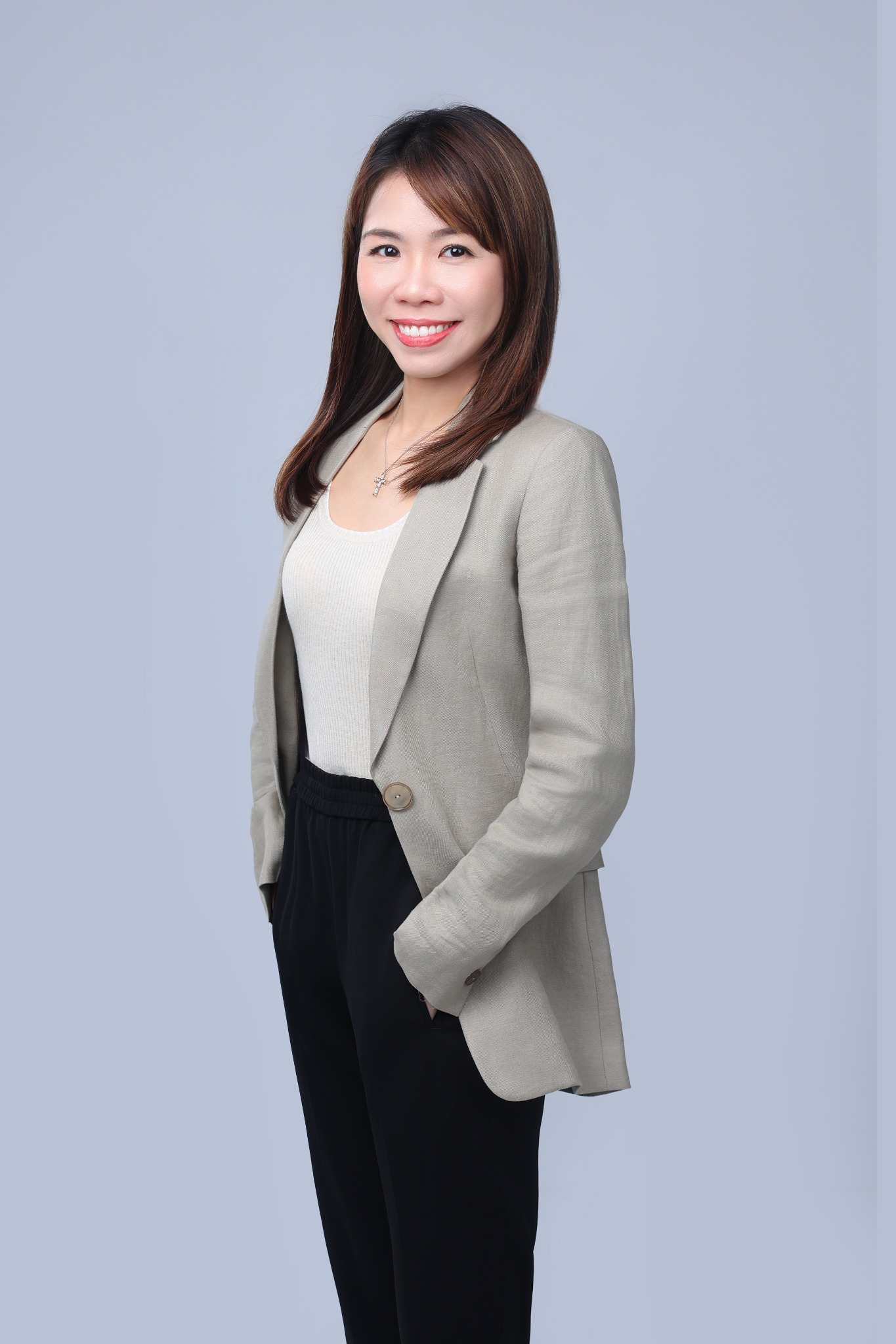 Leane Leong